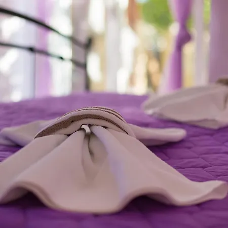 Апартаменты Elegant Krk Hideaway With Terrace